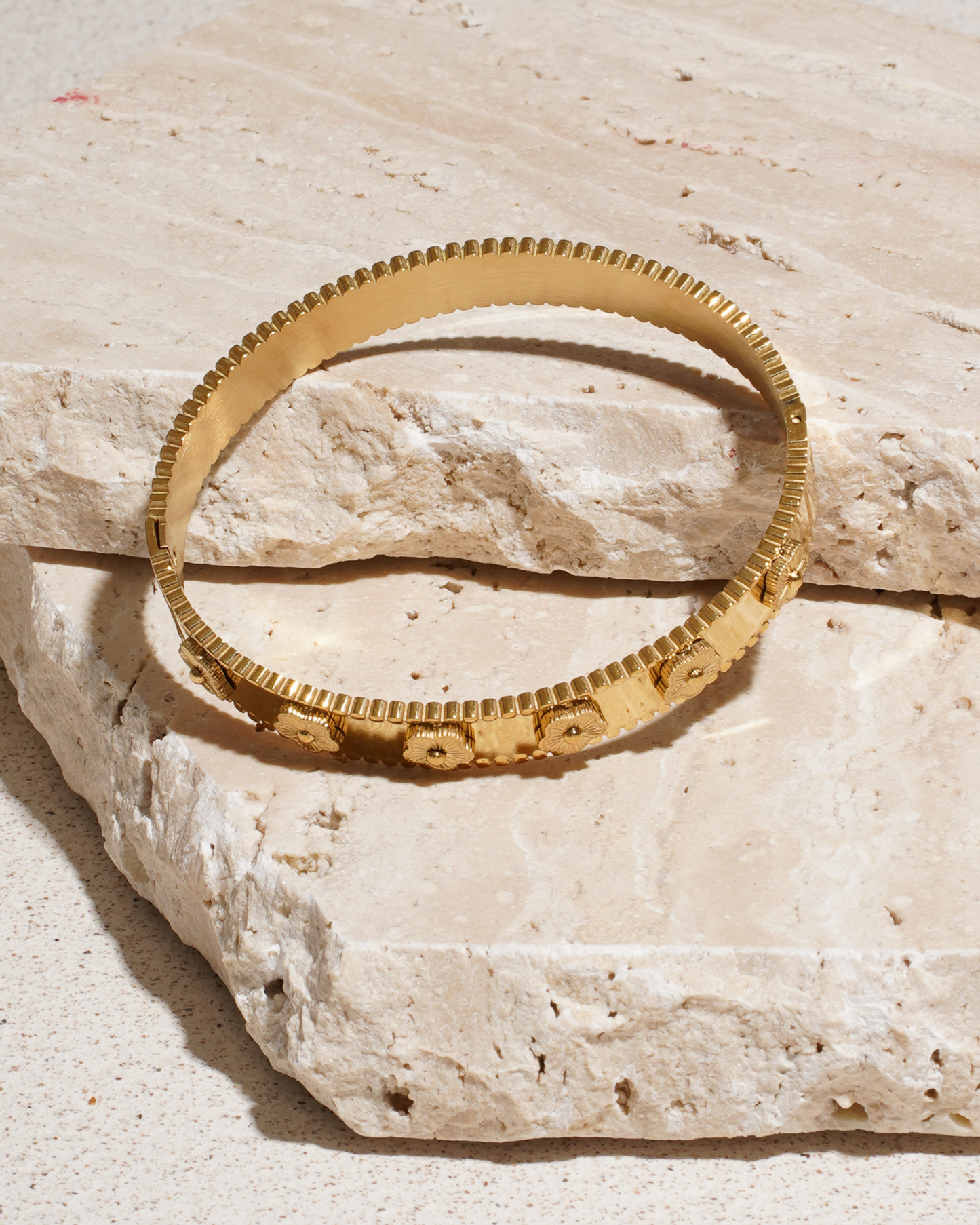 Golden Clover Kada