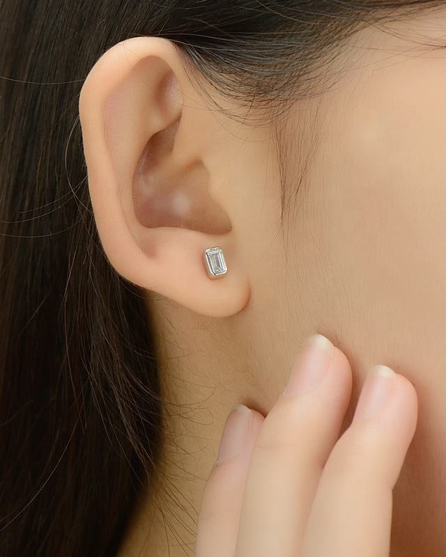 Aura Bezel Stud Earrings