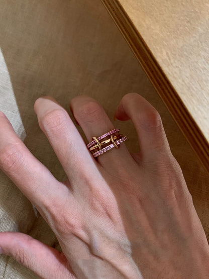 Ombré Pink Pavé Interlocking Ring